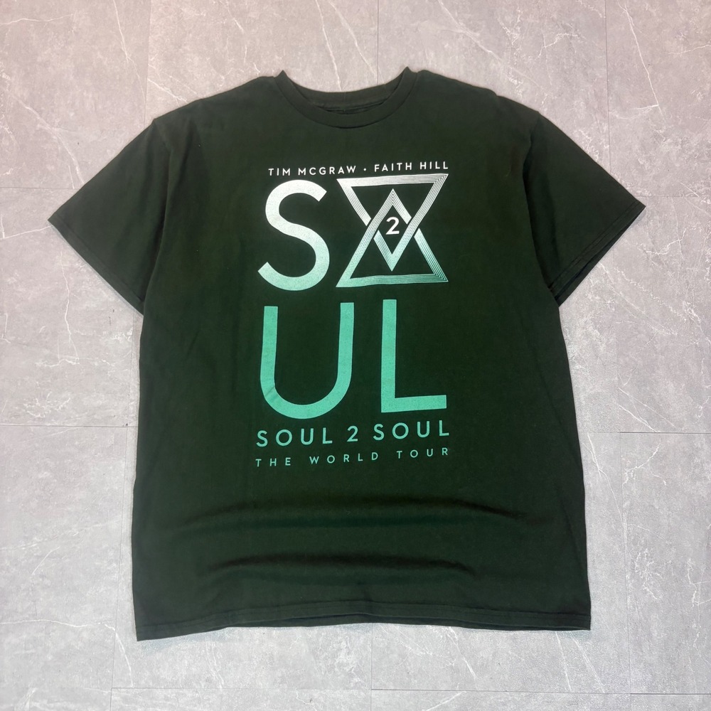 Tim McGraw Faith Hill Soul2Soul 2017 World Tour T-Shirt Mens Large Green Graphic